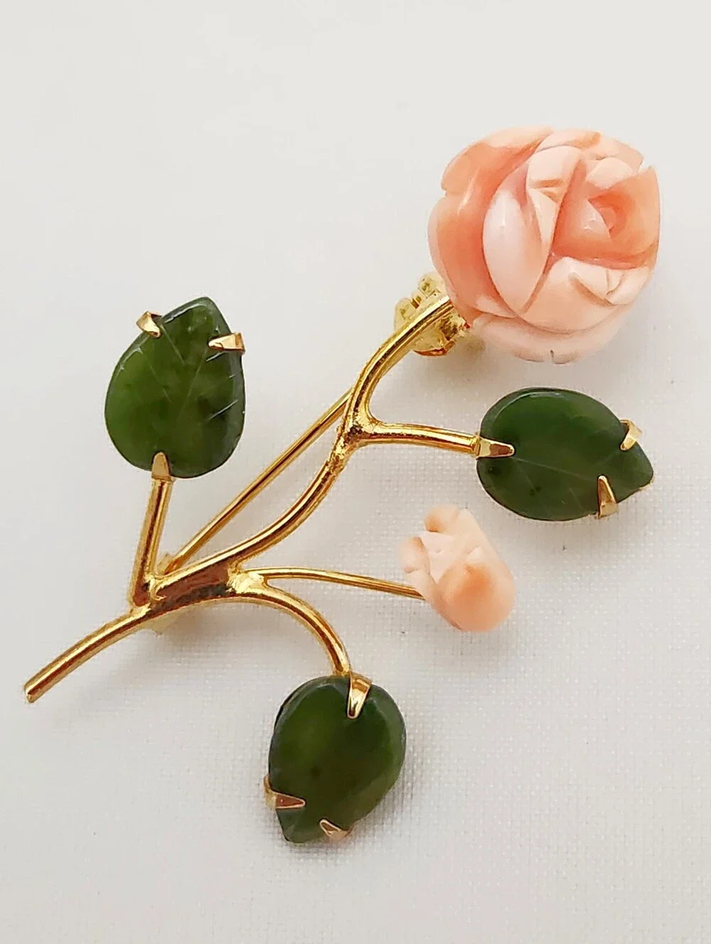 Vintage Carved Pink Rose Green Leaves Floral Leaf Brooch Pin Gold Tone Stem VTG